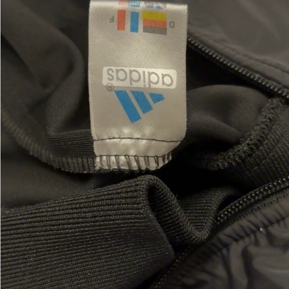 Vintage Y2K Adidas Women's Black Windbreaker Jacket with Three Purple Stripes - Picture 5 of 5